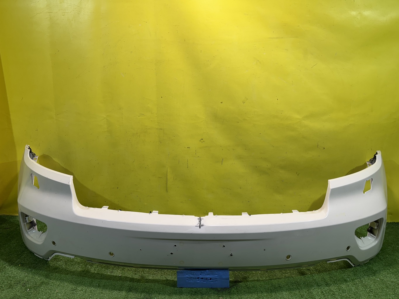 Jeep Grand Cherokee (WK2) 2010 для Бампер передний