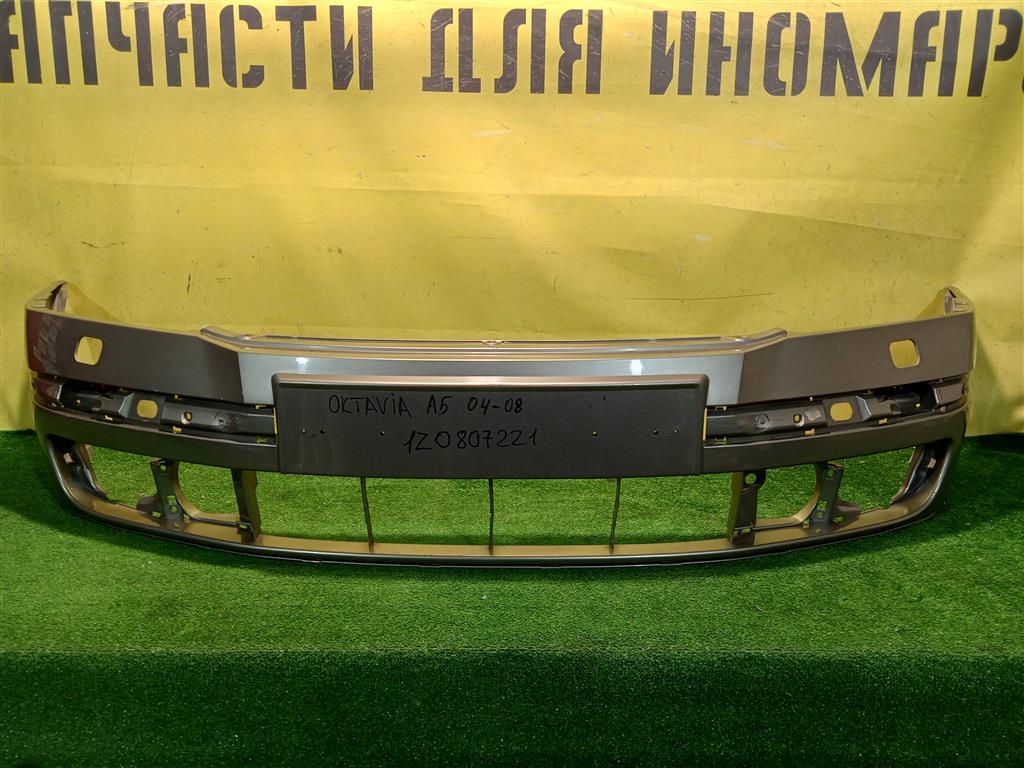 Skoda  Octavia A5 2004 для Бампер передний