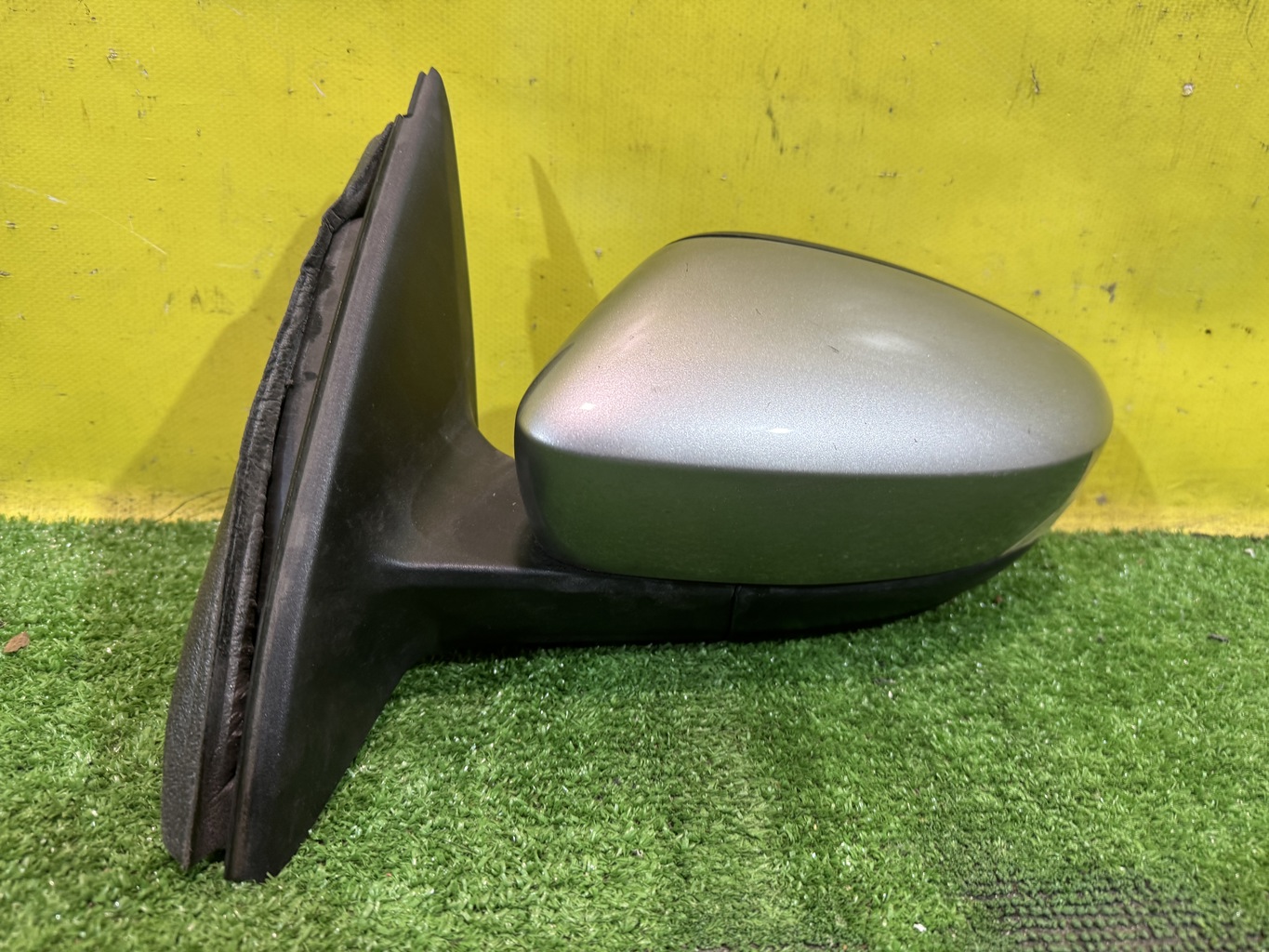 Volkswagen  Polo (Sed Rus) 2020 для Зеркало левое электрическое