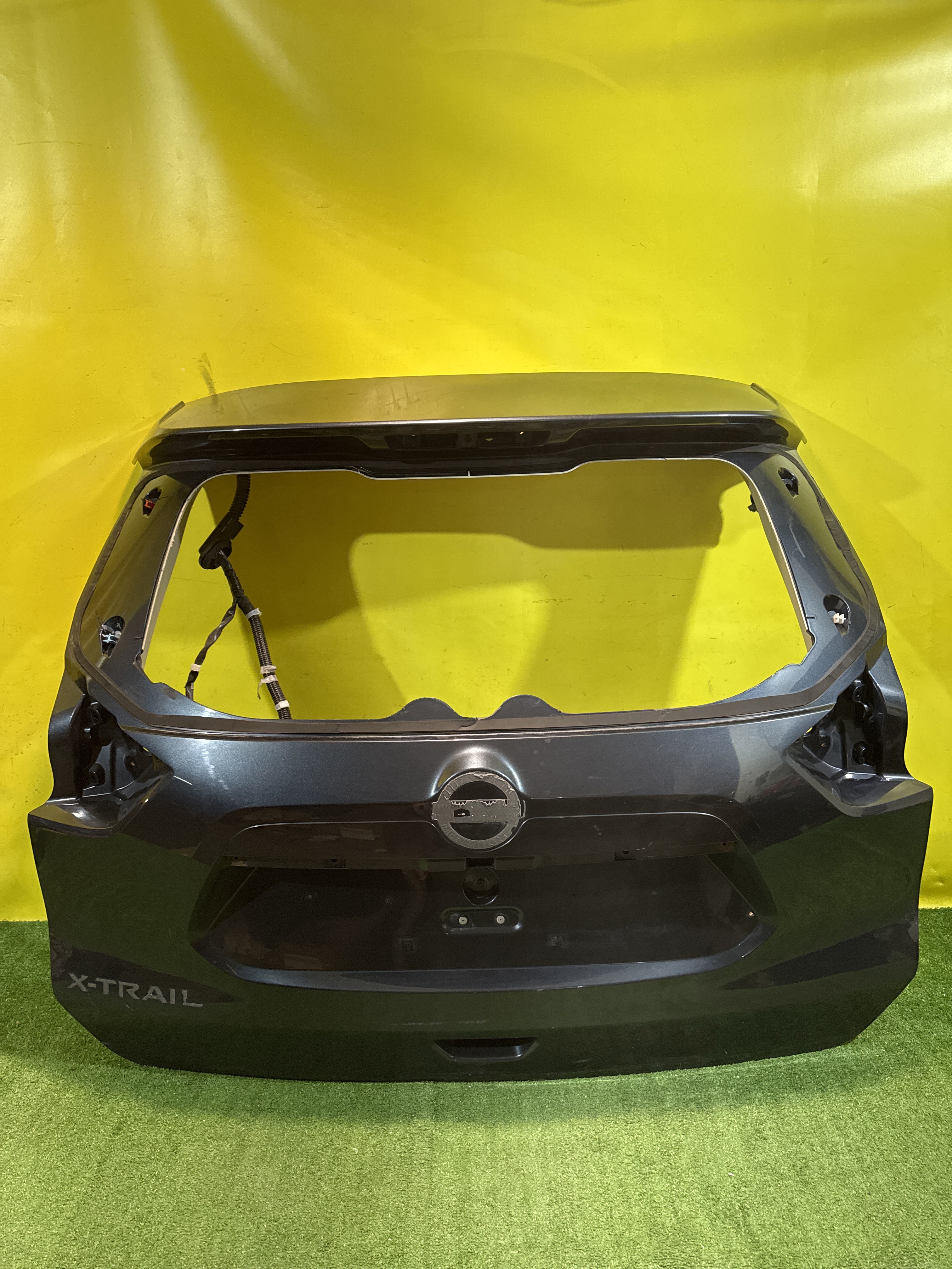 Nissan X-Trail (T32) 2014 для Дверь багажника