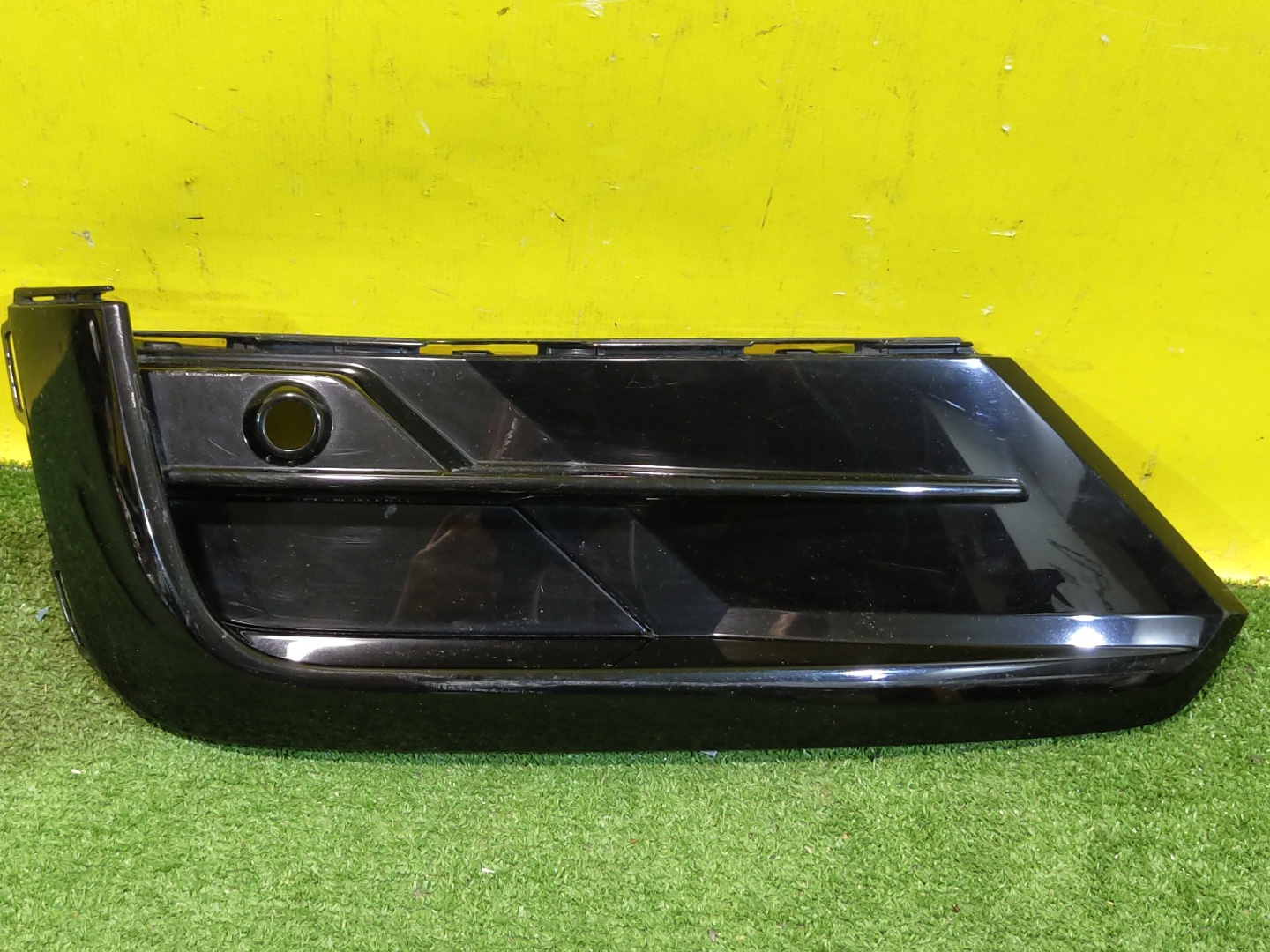 Volkswagen  Tiguan Mk2 2016 для Накладка переднего бампера