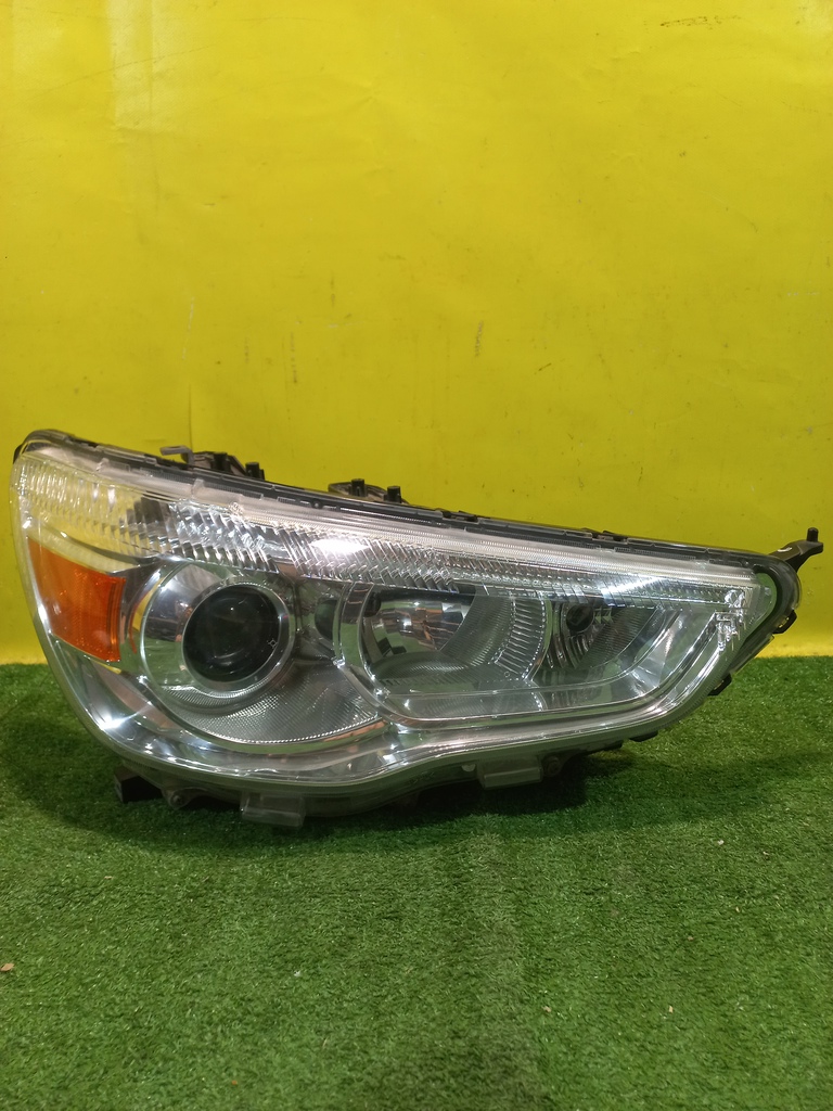 Mitsubishi ASX 2010 для Фара правая