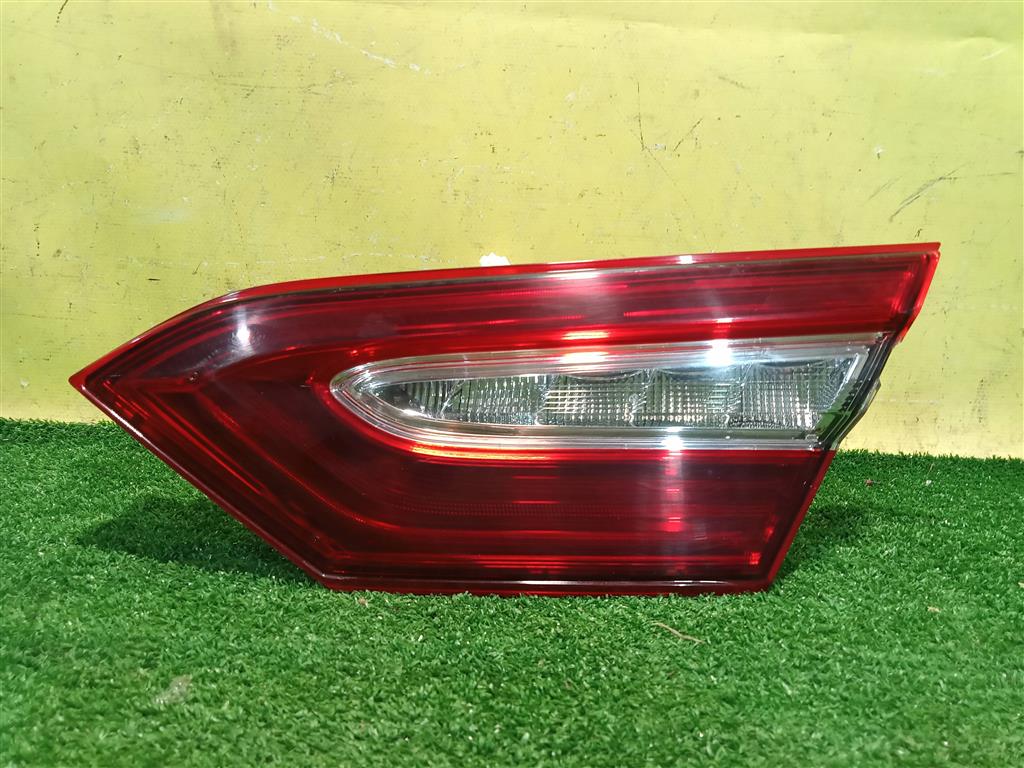 Toyota Camry V70 2017 для Фонарь задний внутренний правый