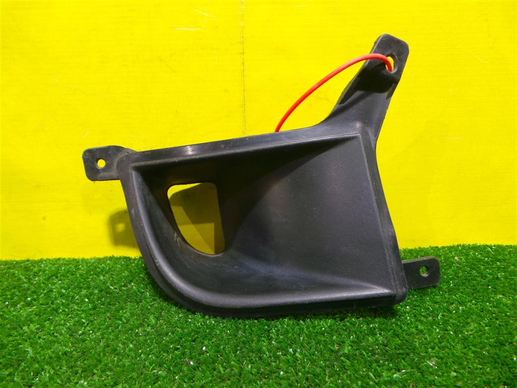 Chevrolet Lacetti 2004 для Решетка в бампер левая