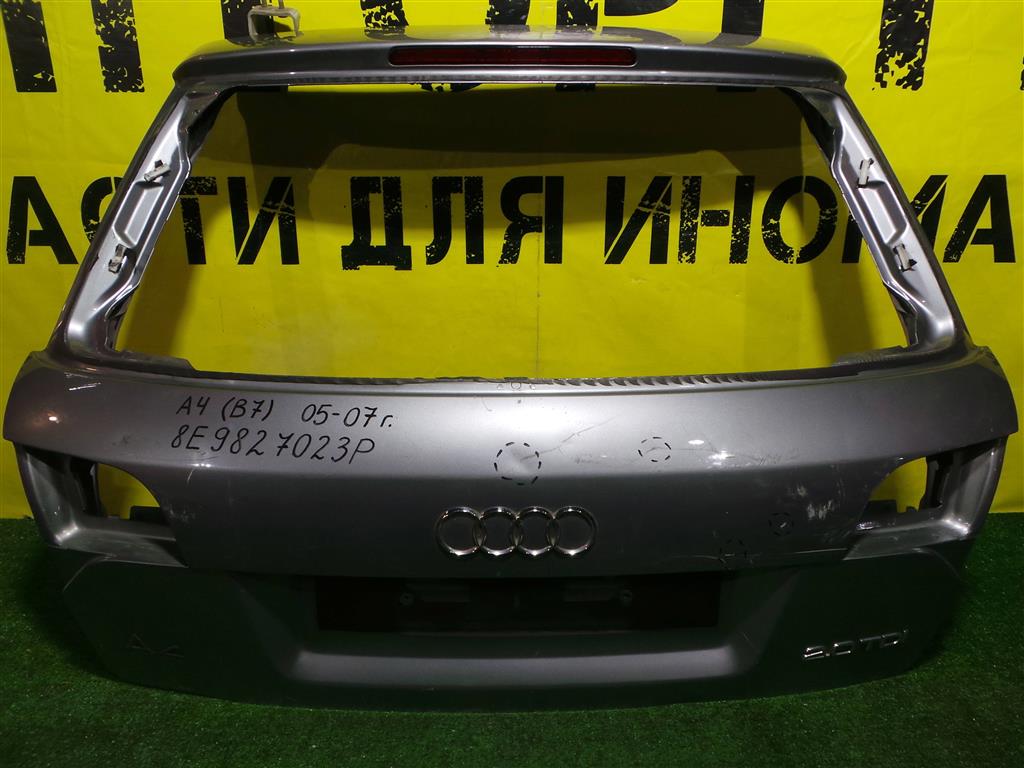 Audi A4 (B7) 2004 для Дверь багажника