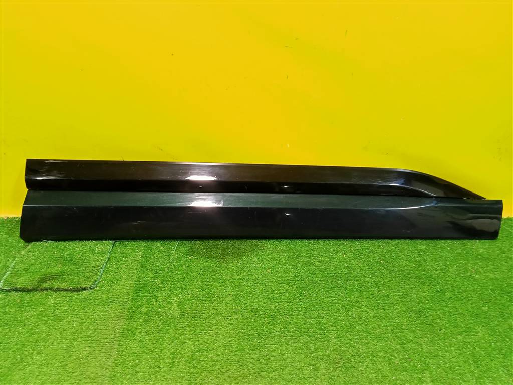 Chery Exeed VX 2020 для Накладка двери передней правой