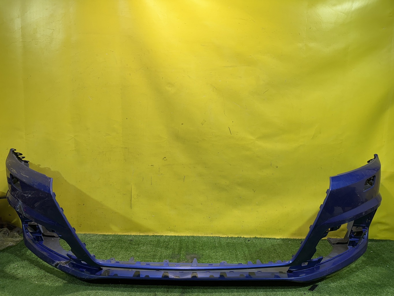 Audi Q7 (4M) 2015 для Бампер передний