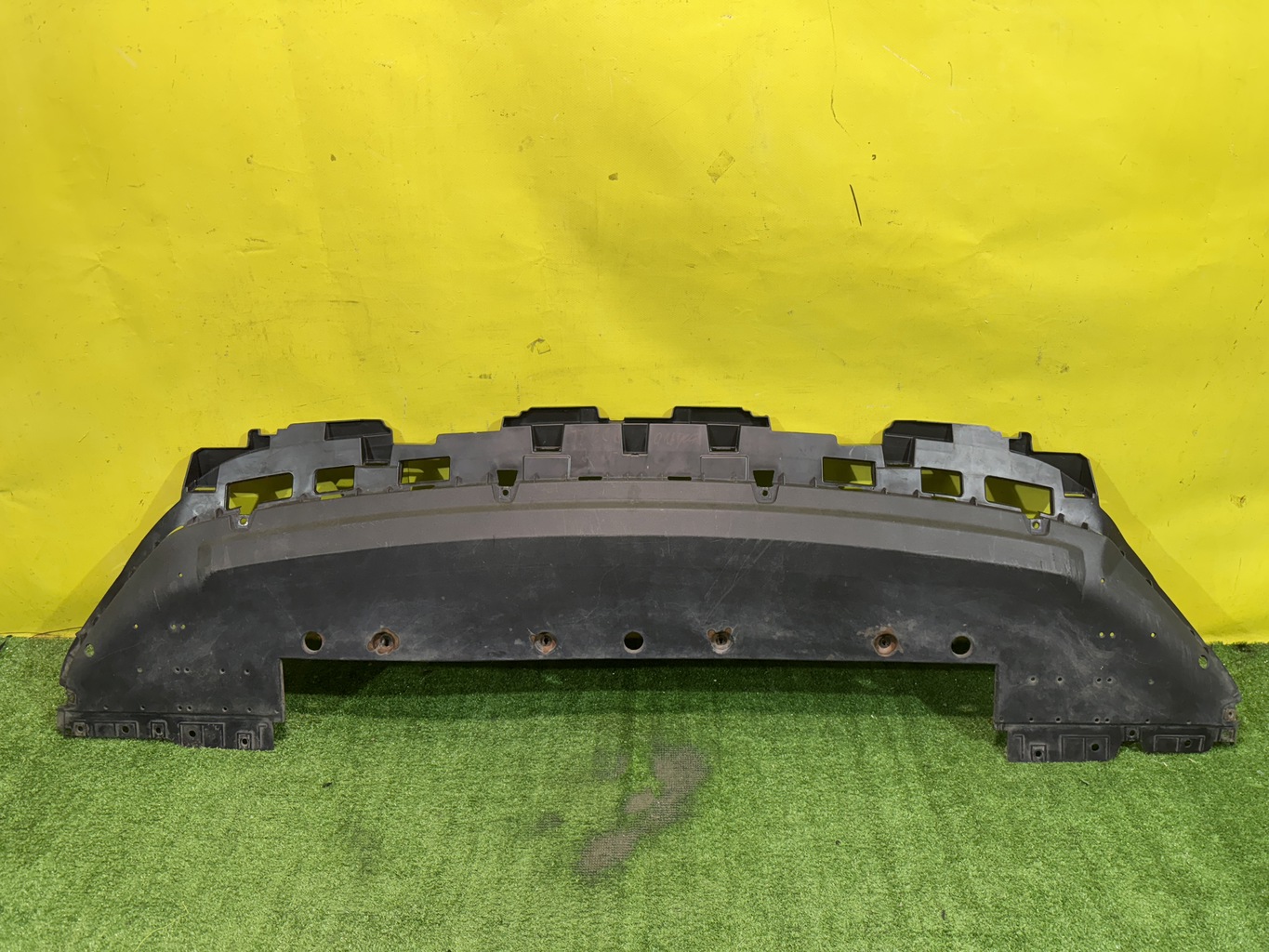 Geely  Tugella FY11 2019 для Пыльник переднего бампера