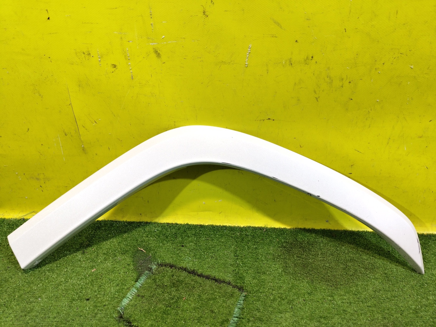 Toyota Land Cruiser (300) 2021 для Арка заднего крыла левая