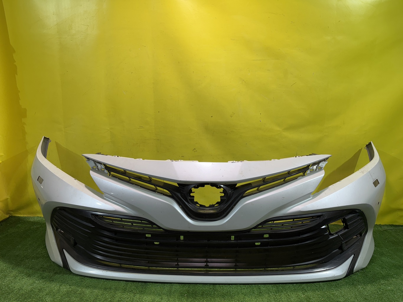 Toyota Camry V70 2017 для Бампер передний