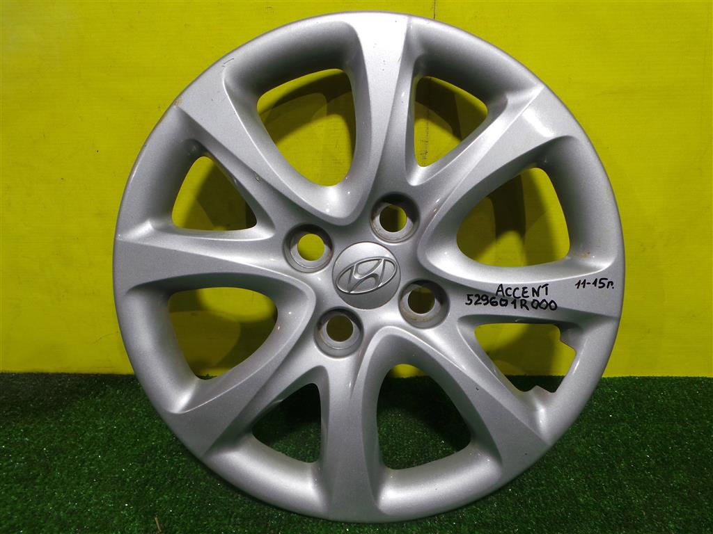 Hyundai Solaris 2010 для Колпак декоративный
