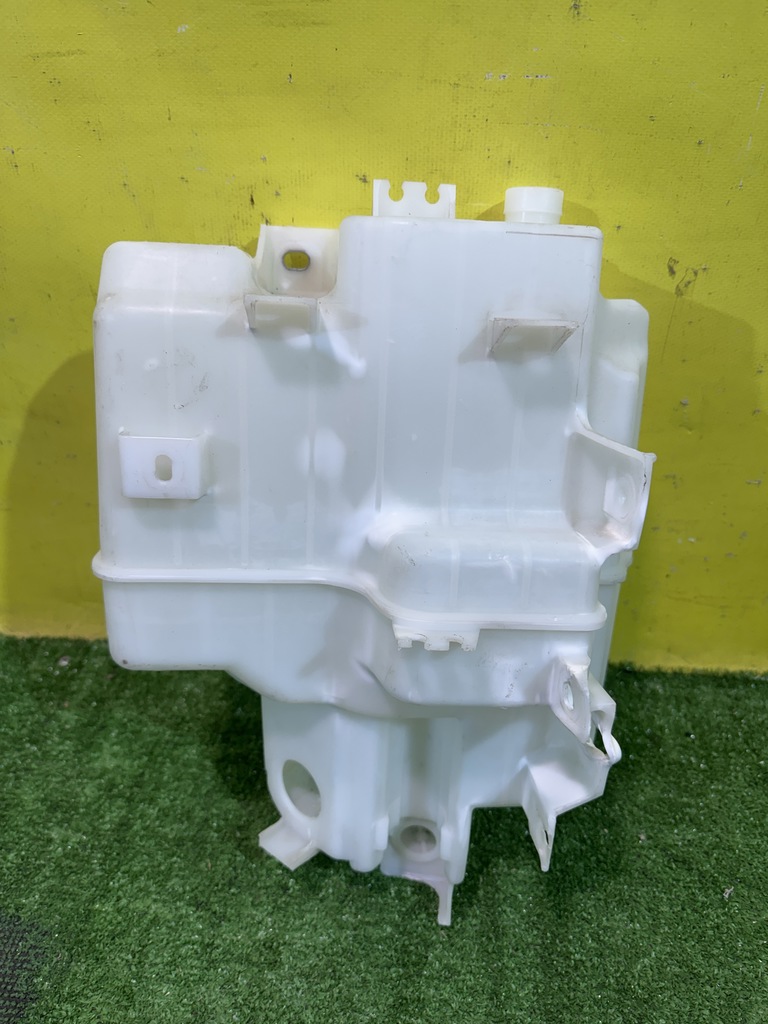 Mazda CX-5 KE 2011 для Бачок омывателя лобового стекла