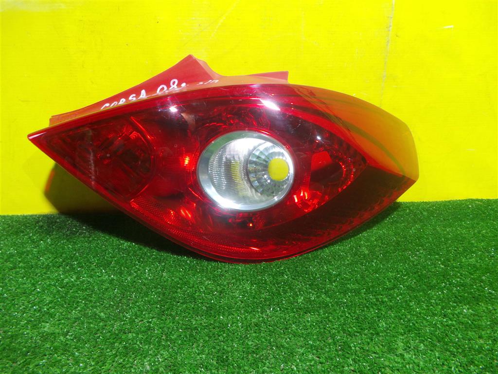Opel Corsa D 2006 для Фонарь задний правый