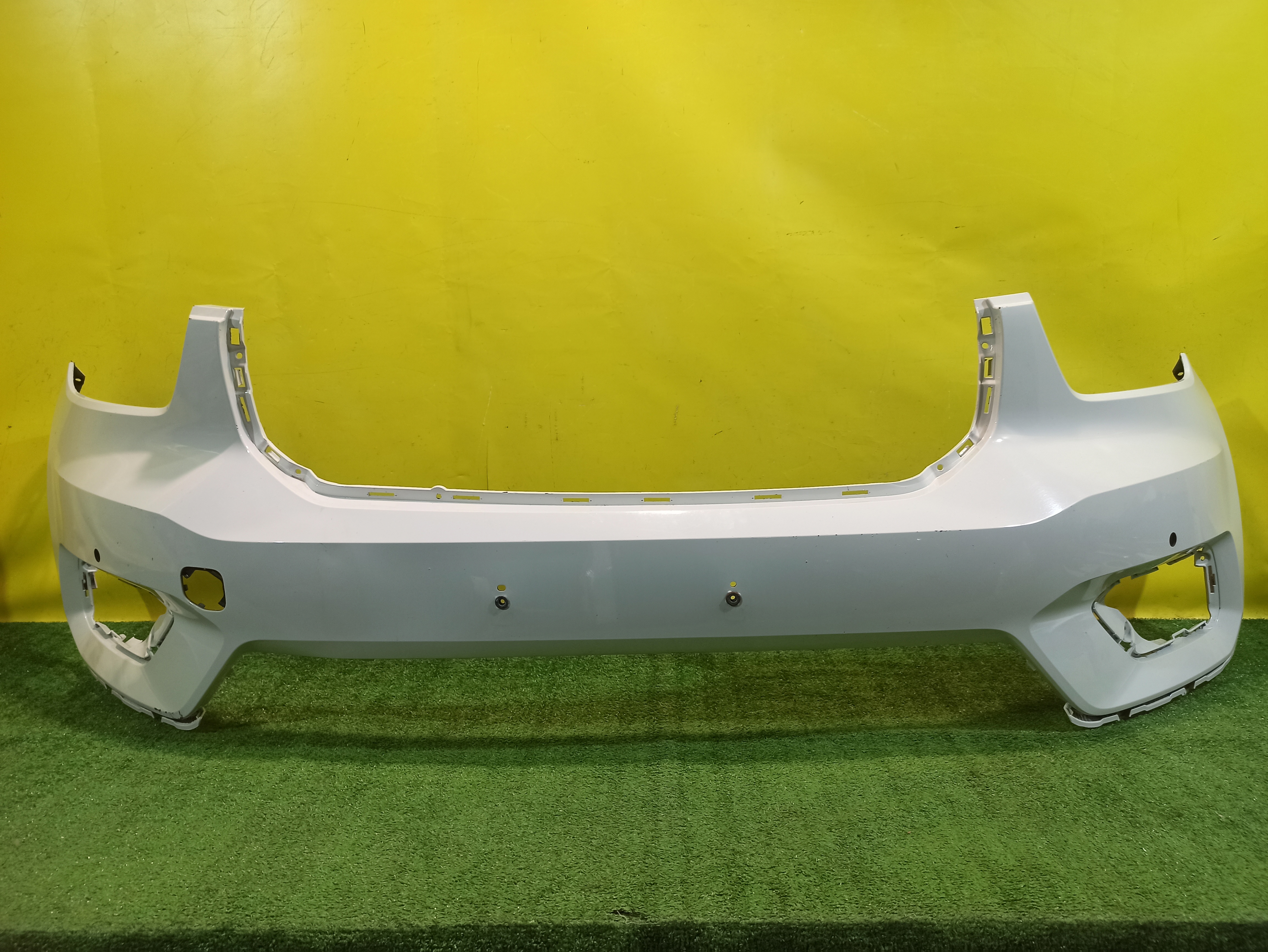 Volvo XC40 2017 для Бампер передний