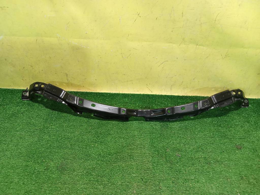 Toyota RAV4 2015 для Усилитель переднего бампера