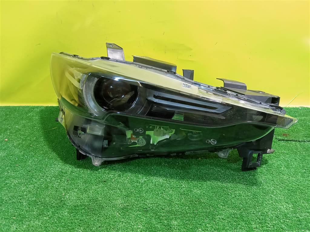 Mazda CX-5 KF 2017 для Фара правая LED