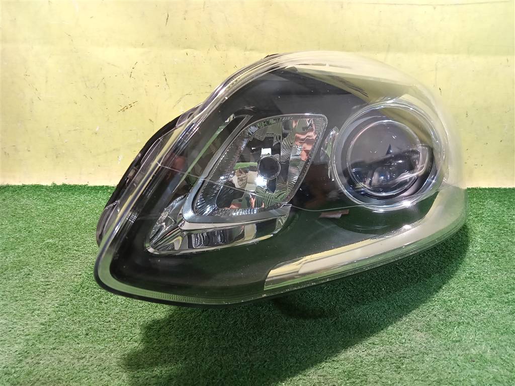 Volvo XC60 2013 для Фара левая