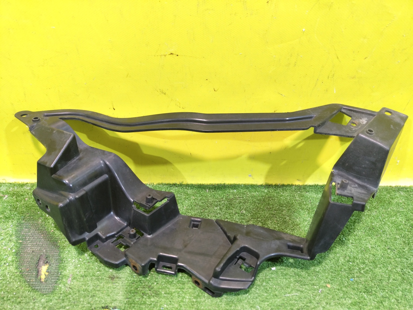 BMW X7 G07 2019 для Кронштейн глушителя