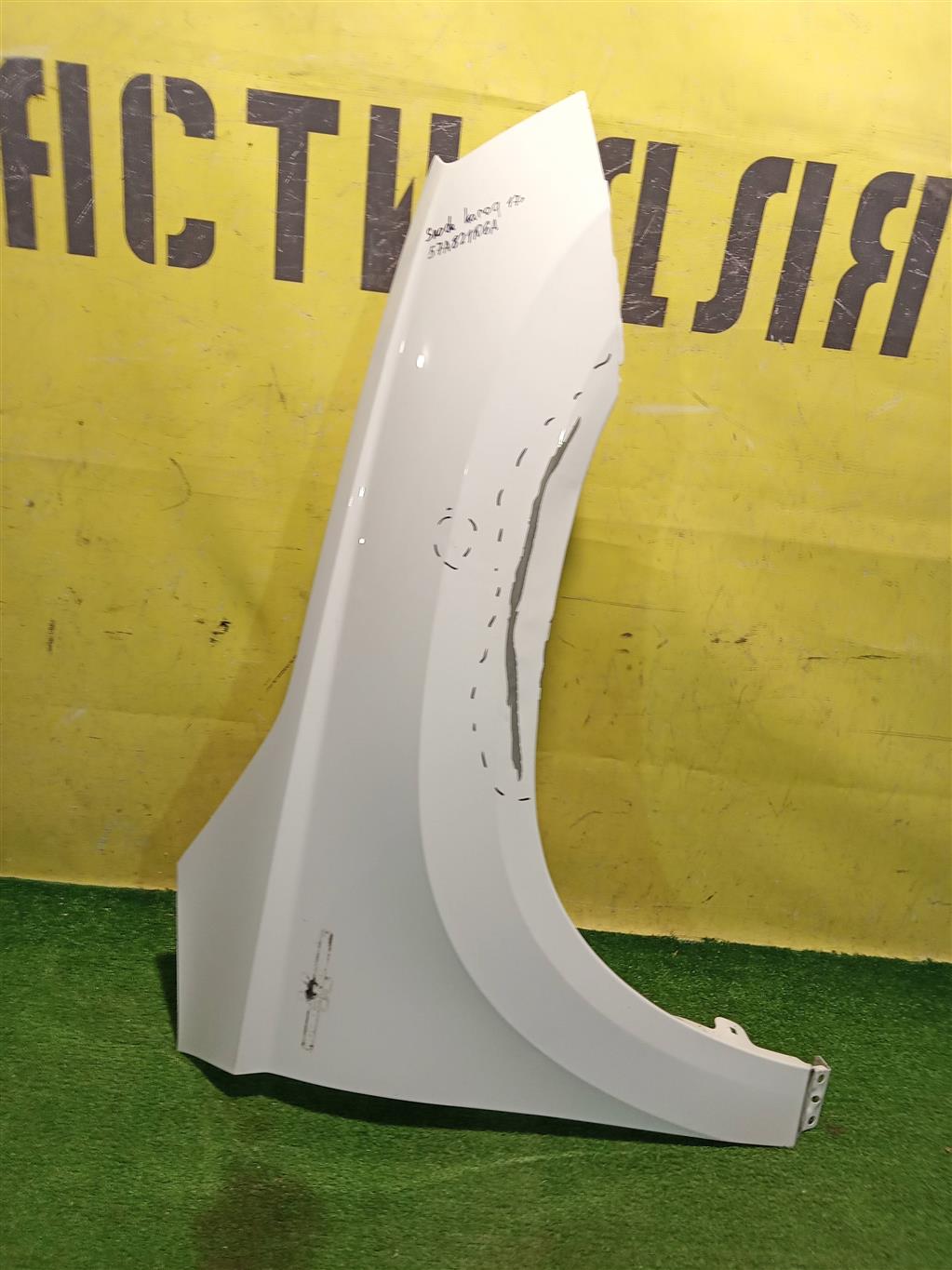 Skoda  Karoq  2017 для Крыло переднее правое