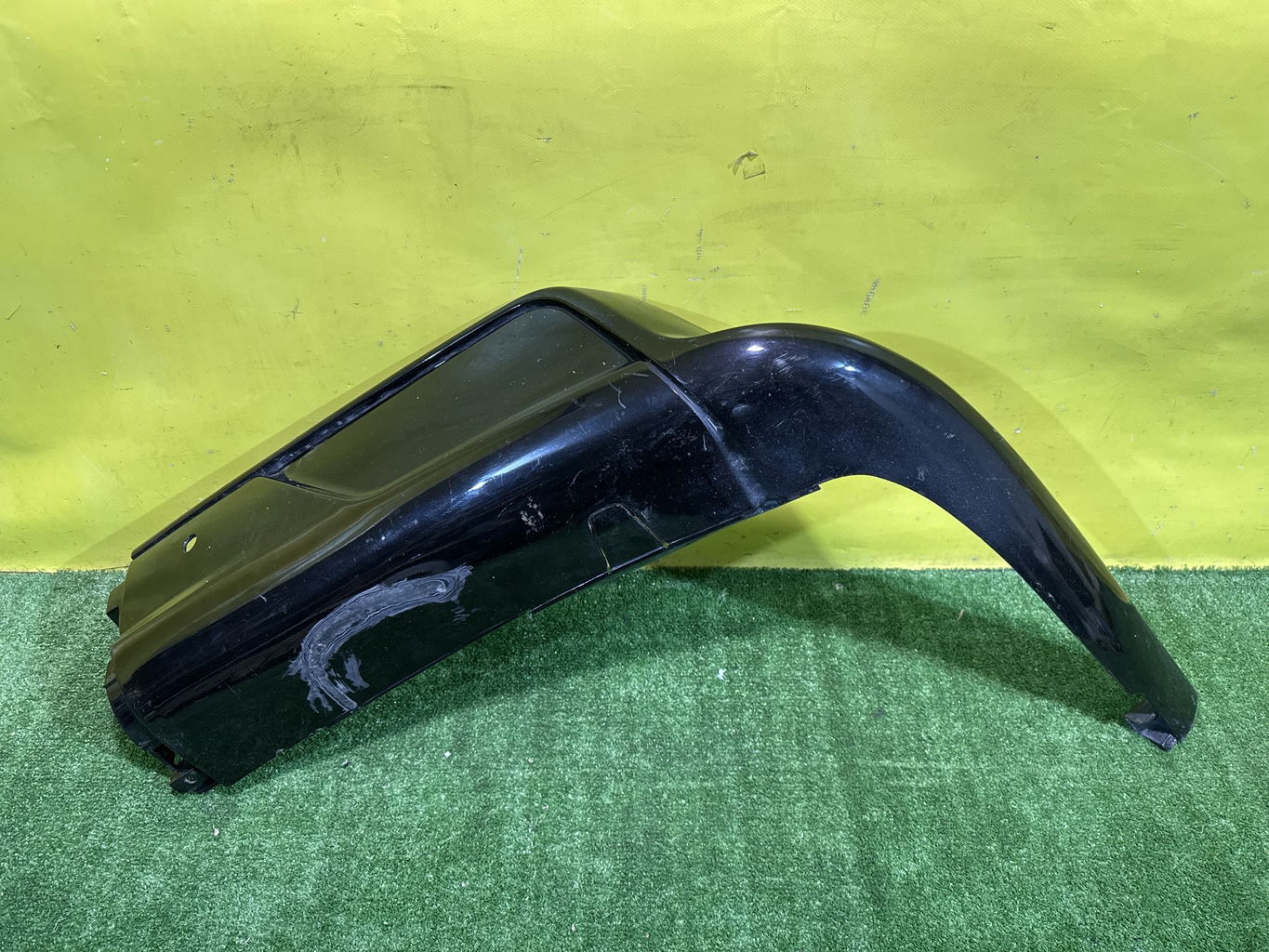 Lexus LX570 2015 для Накладка заднего бампера правая