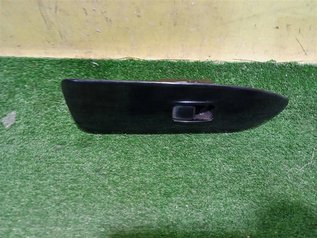 Mitsubishi Lancer (CS) 2003 для Кнопка стеклоподъемника