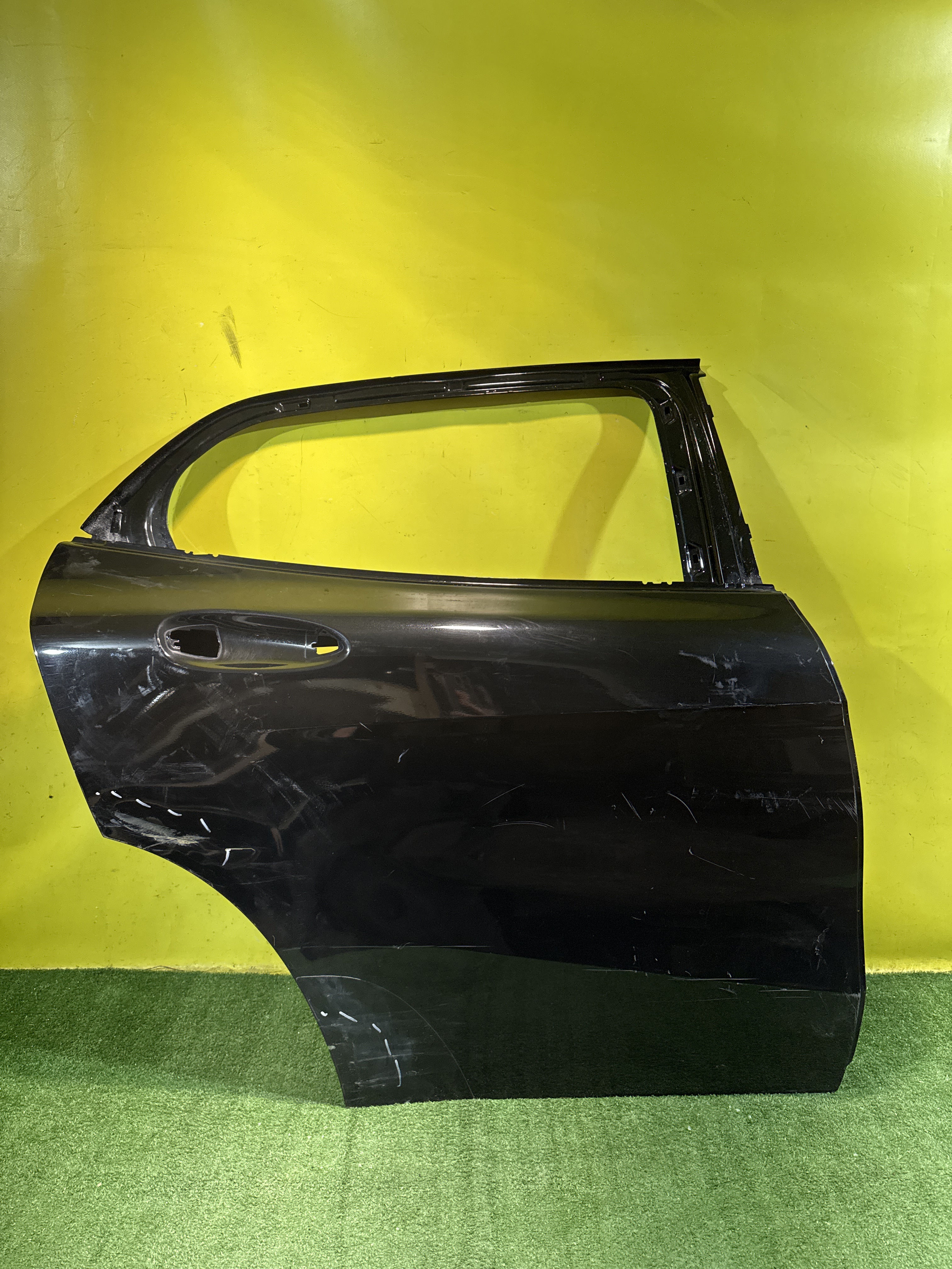 MERСEDES BENZ GLA-Class (X156) 2013 для Дверь задняя правая