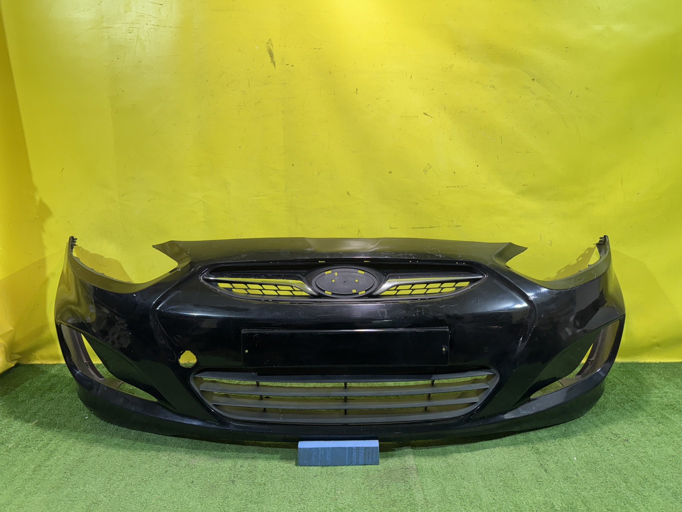 Hyundai Solaris 2010 для Бампер передний