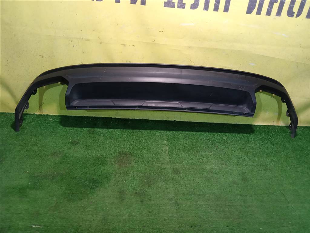 Volkswagen  Touareg CR 2018 для Юбка заднего бампера