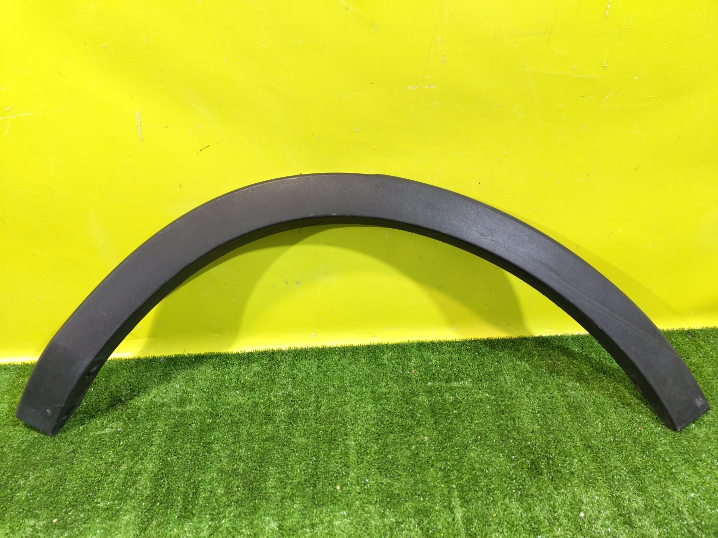 Volvo XC40 2017 для Арка заднего крыла левая