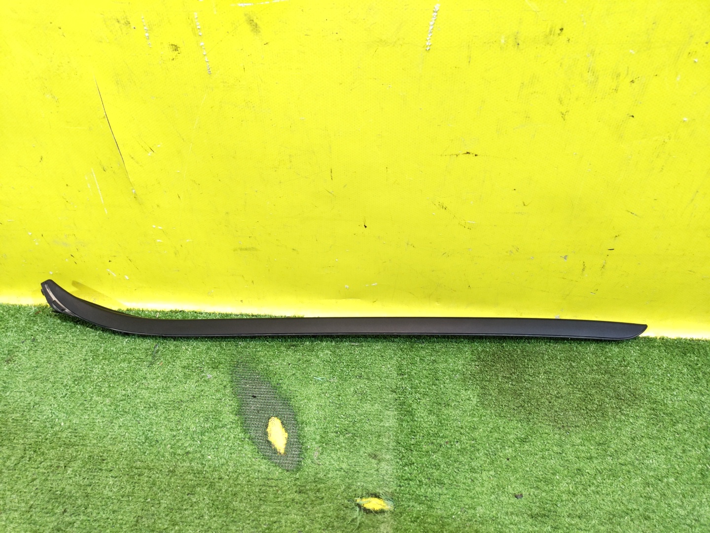 BMW X2 F39 2017 для Молдинг лобового стекла левый