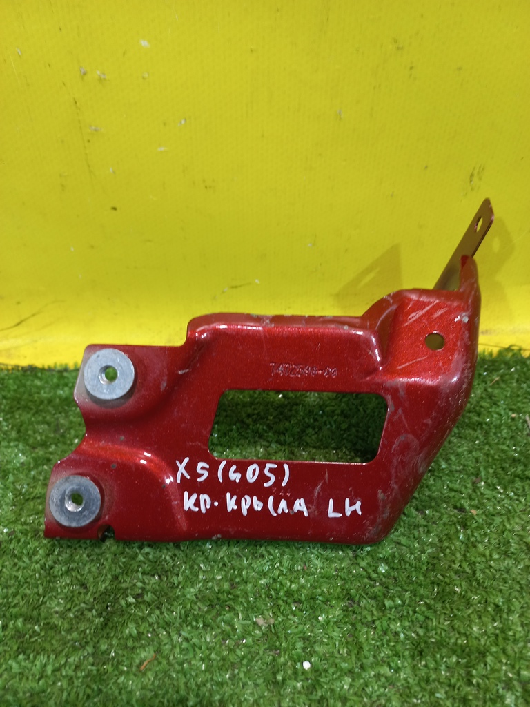 BMW X5 G05 2018 для Кронштейн крепления крыла