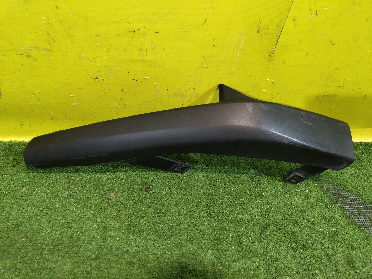 Lexus NX 2017 для Накладка бампера передняя левая