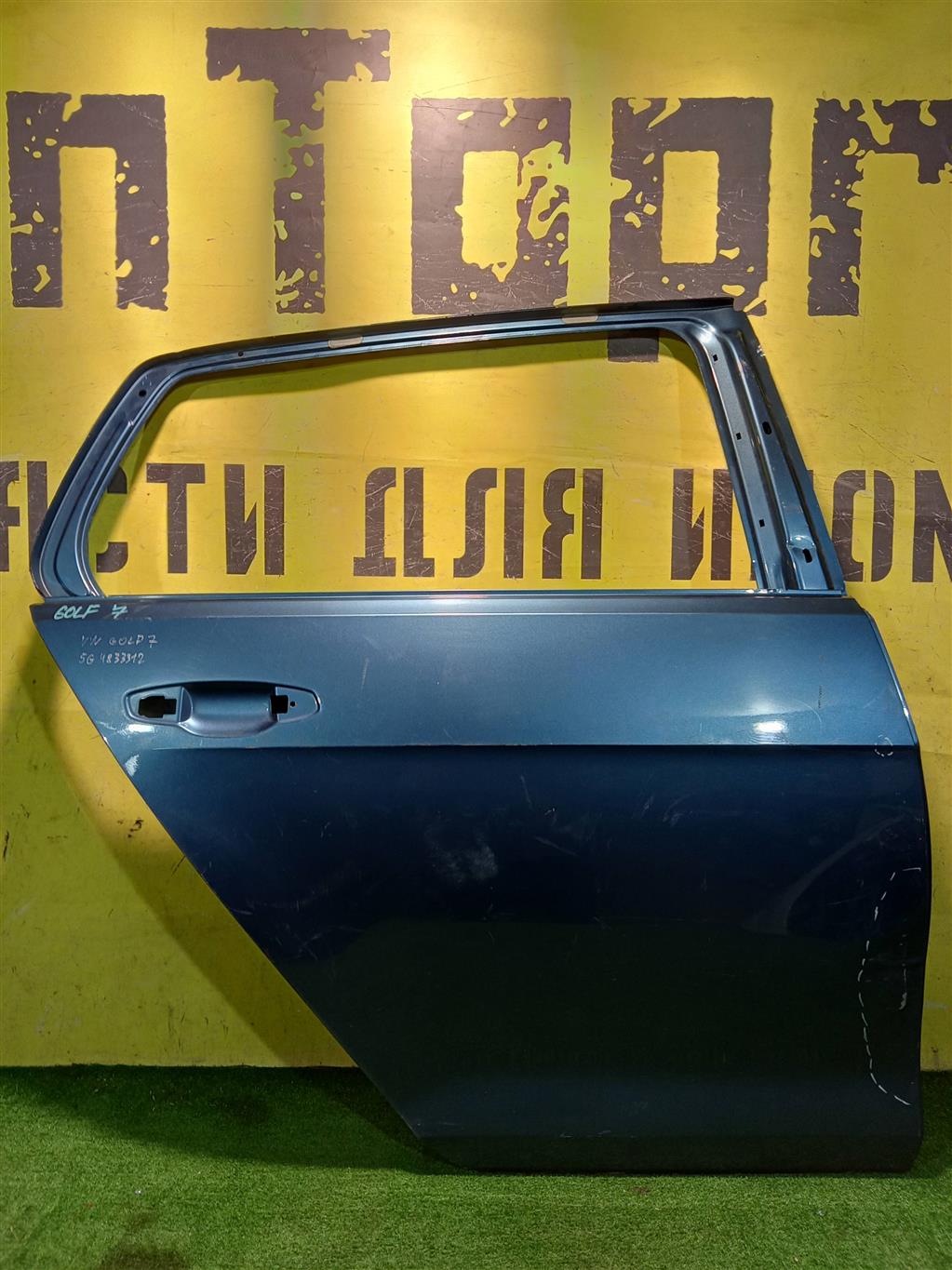 Volkswagen  Golf VII 2016 для Дверь задняя правая