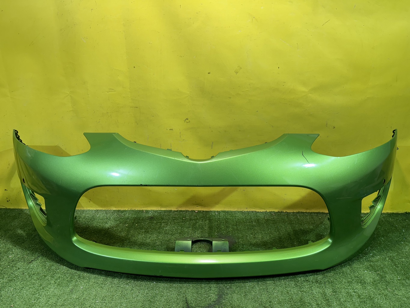 Mazda 2 2007 для Бампер передний