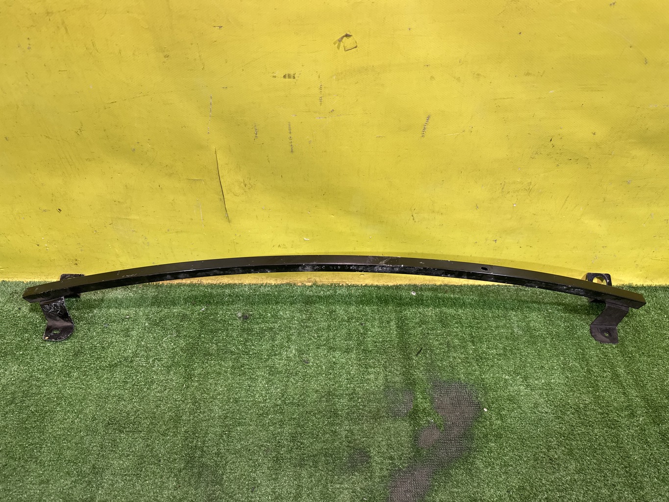 Jeep Grand Cherokee (WK2) 2010 для Усилитель переднего бампера