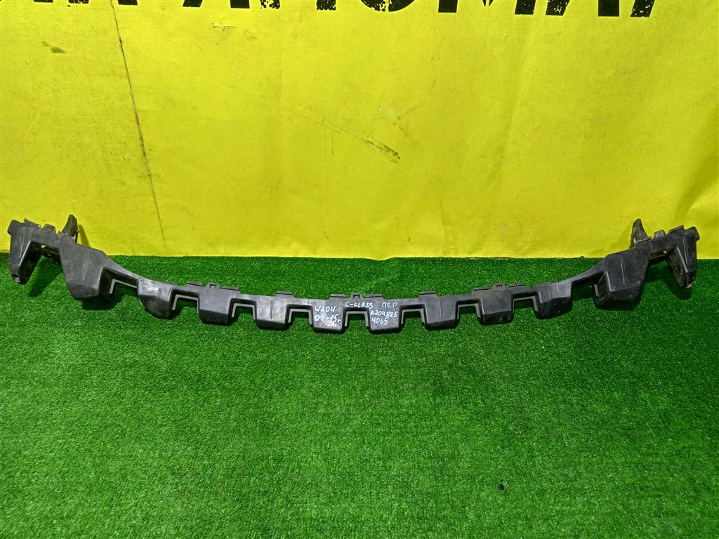 MERСEDES BENZ C-Class (W204) 2007 для Направляющая бампера