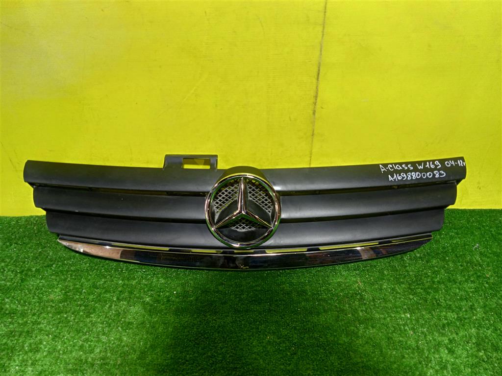 MERСEDES BENZ A-Class (W169) 2004 для Решетка радиатора