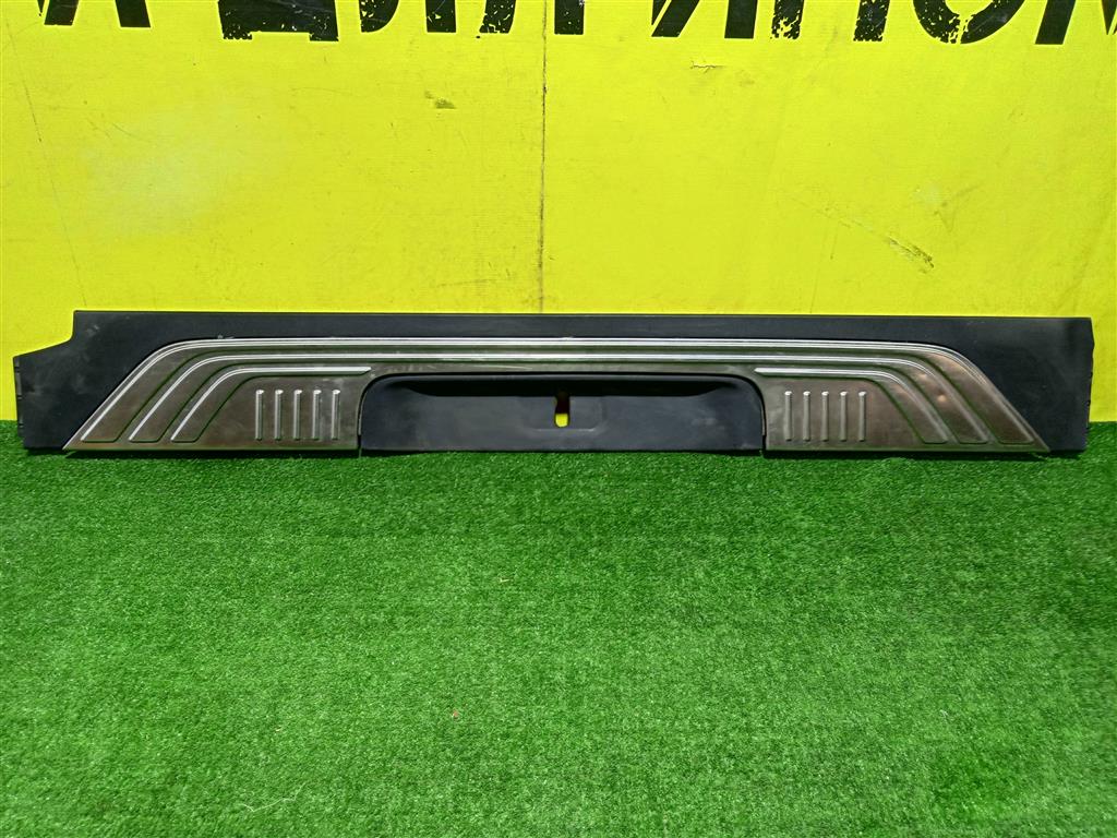 MERСEDES BENZ V-Class (W447) Vito 2014  для Накладка замка багажника