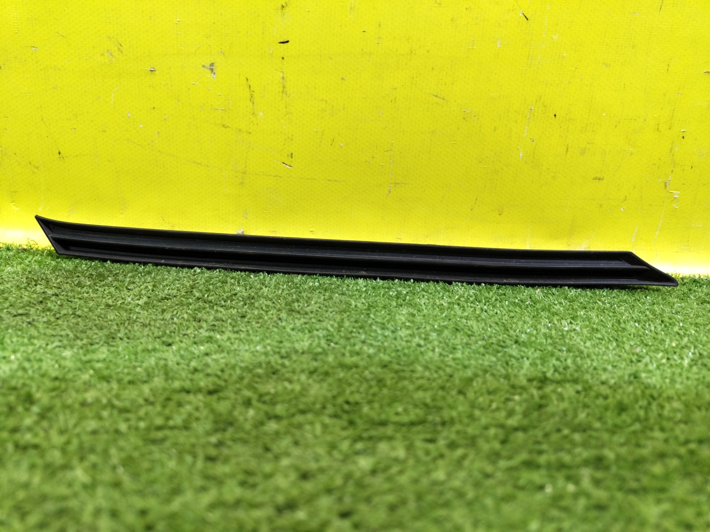 Toyota RAV4 2018 для Молдинг переднего бампера