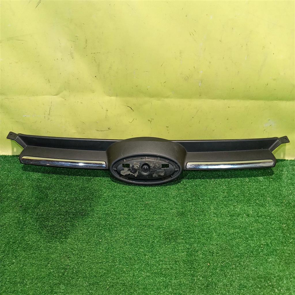 Ford Focus III 2011 для Решетка радиатора