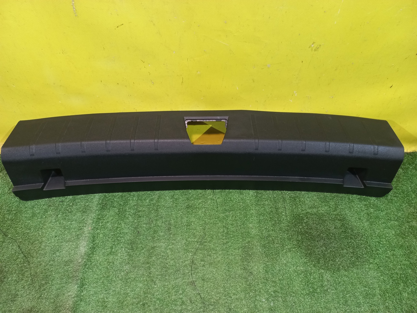 Geely  Coolray SX11 2023 для Накладка замка багажника