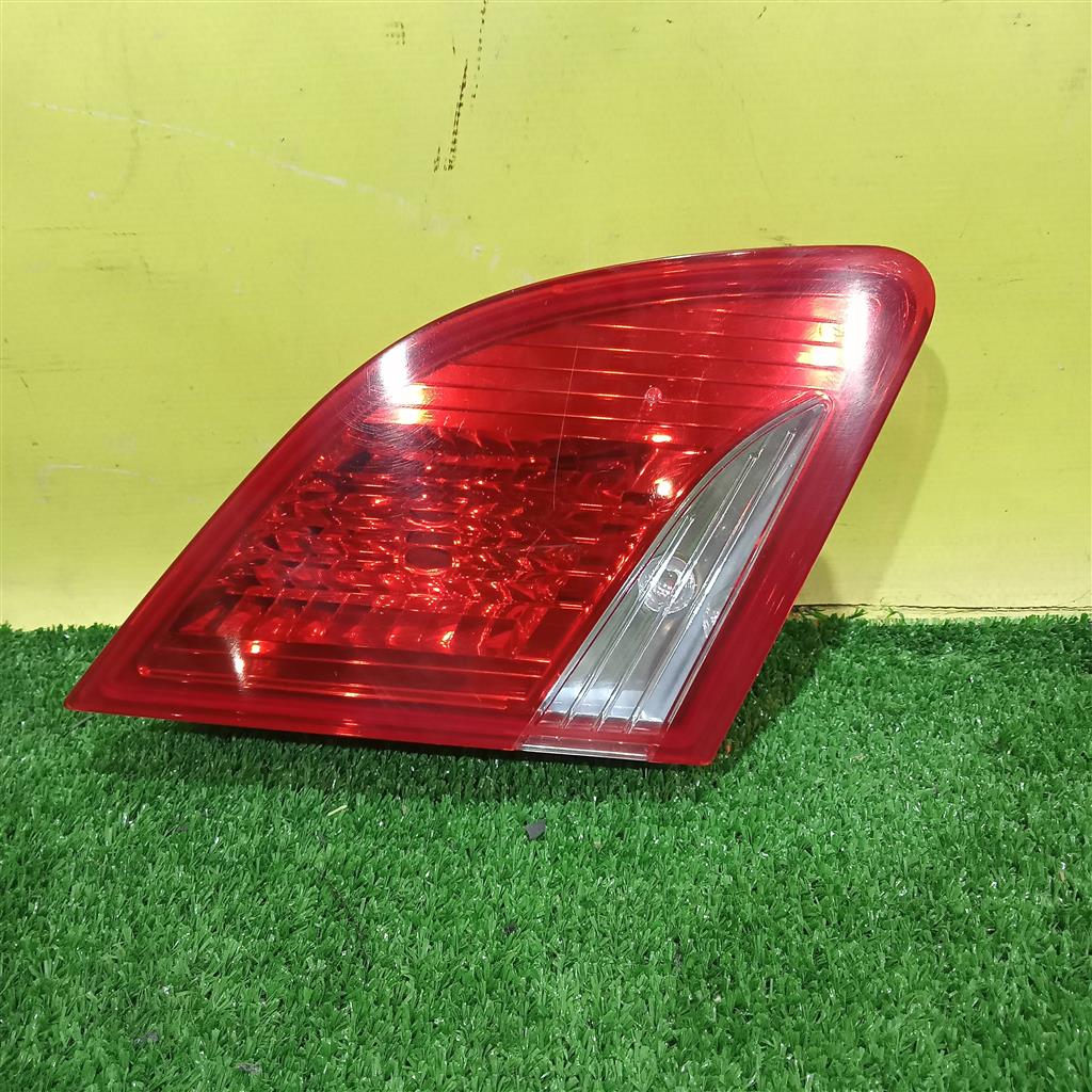 Peugeot 408 2012 для Фонарь задний внутренний левый