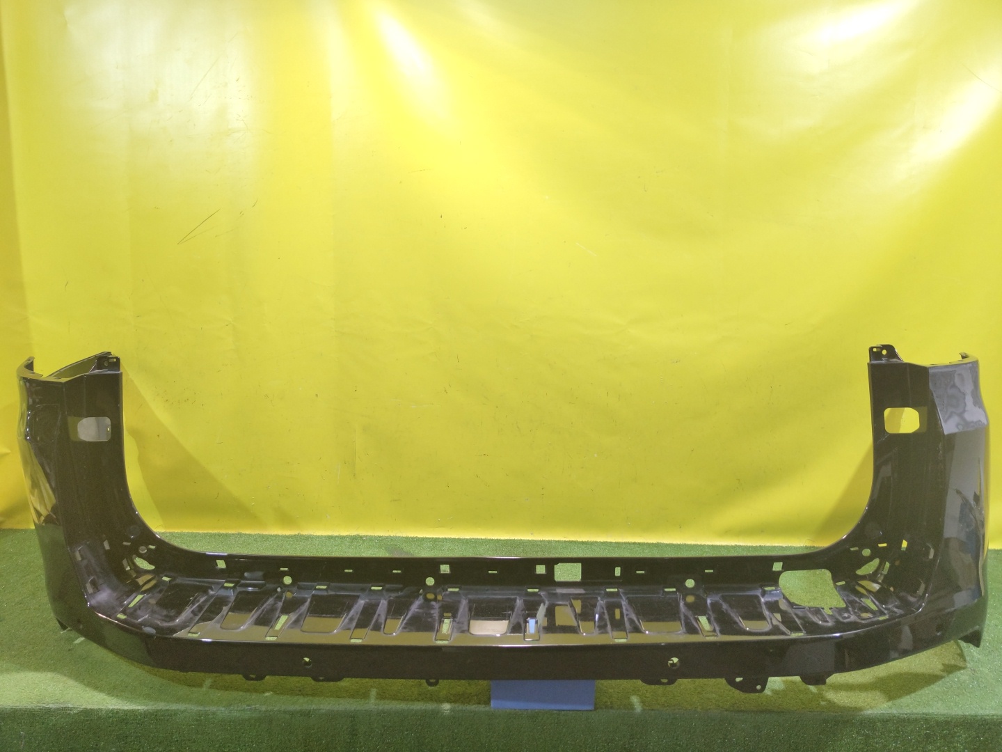 Toyota Land Cruiser (300) 2021 для Бампер задний