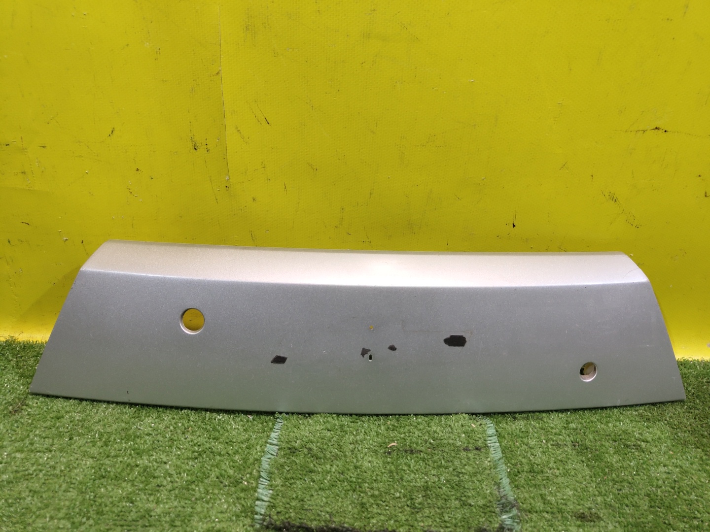 Chevrolet Spark 2010 для Накладка двери багажника