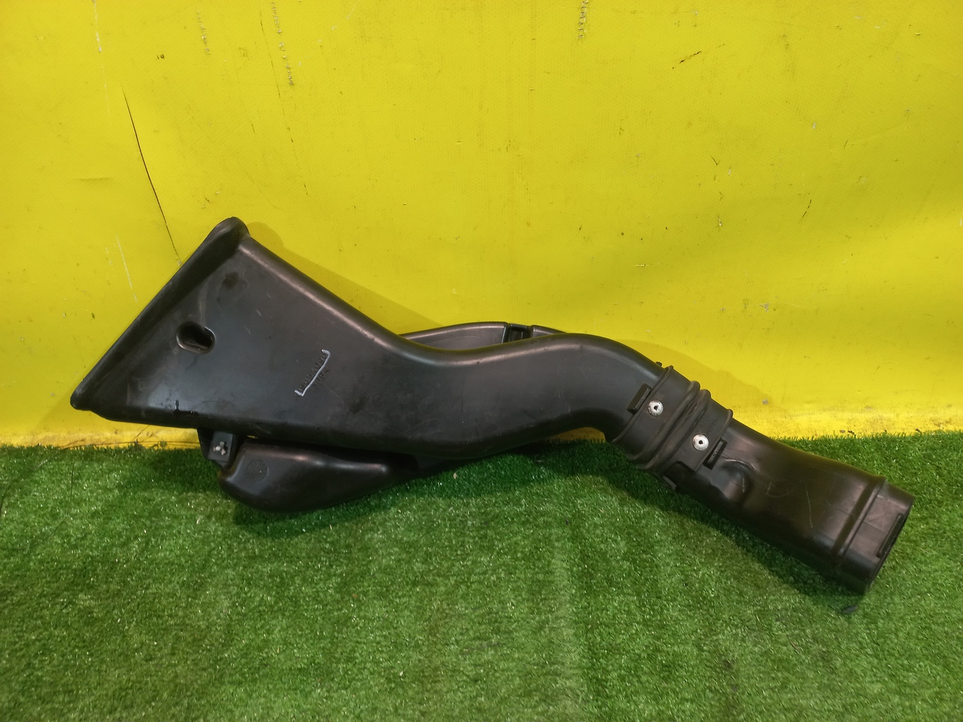 Mitsubishi Outlander XL (CW) 2007 для Воздухозаборник