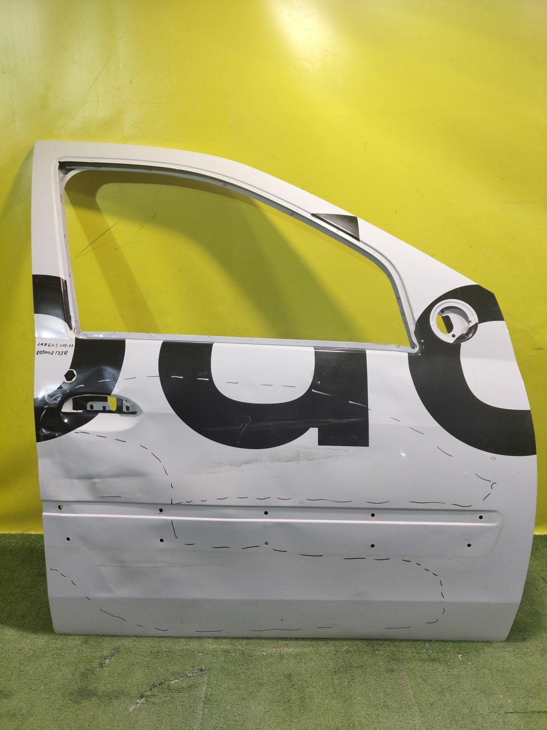 Lada Largus 2012- для Дверь передняя правая