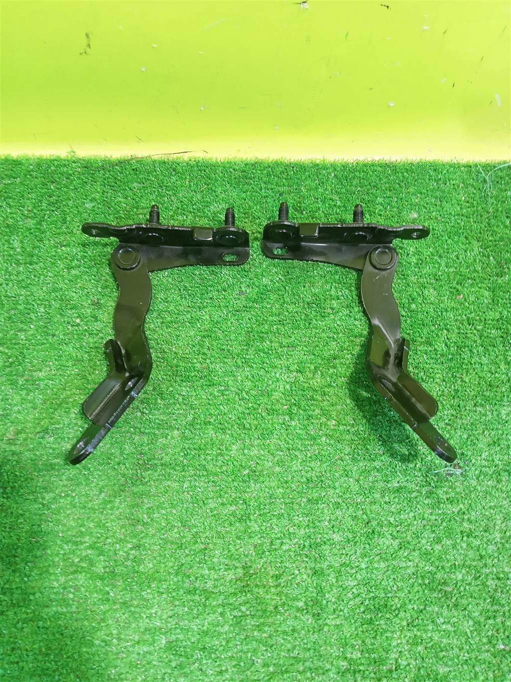 Nissan X-Trail (T32) 2014 для Петли крышки багажника