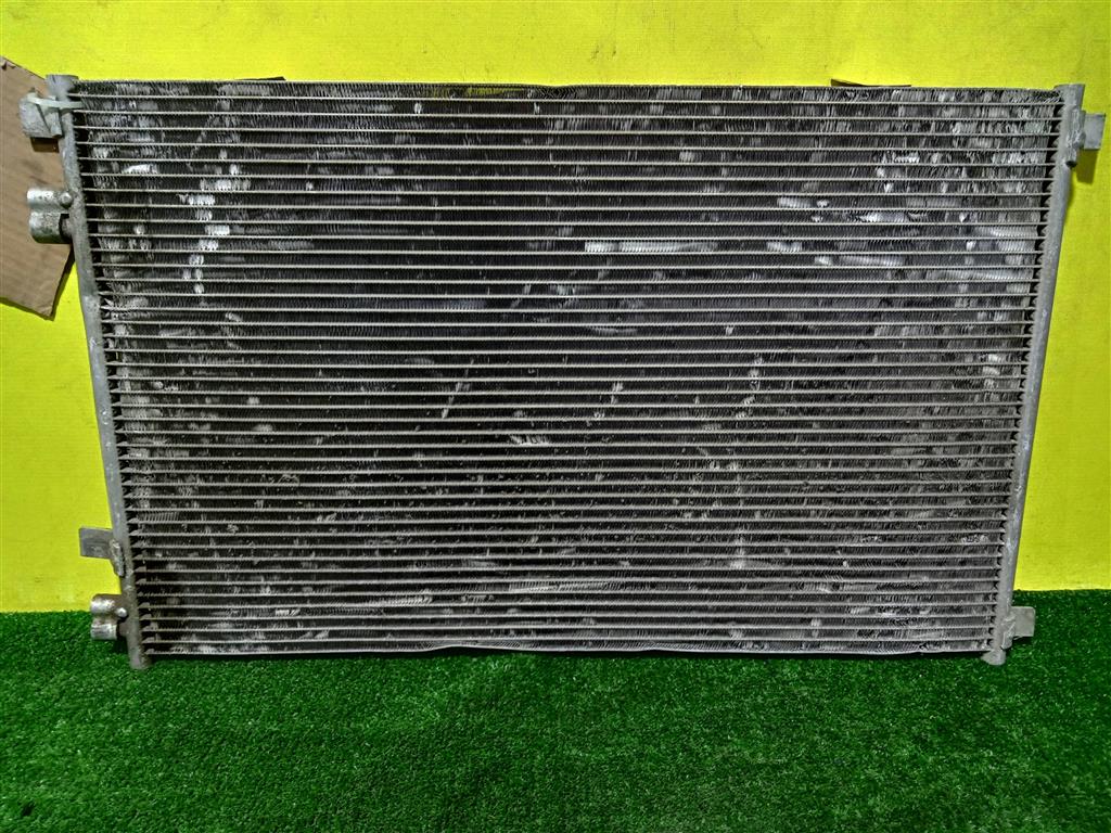 Renault Megane II 2002 для Радиатор кондиционера