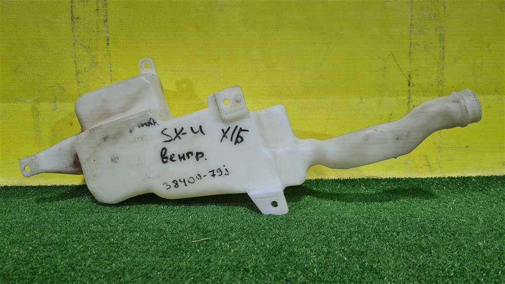 Suzuki SX4 2006 для Бампер передний