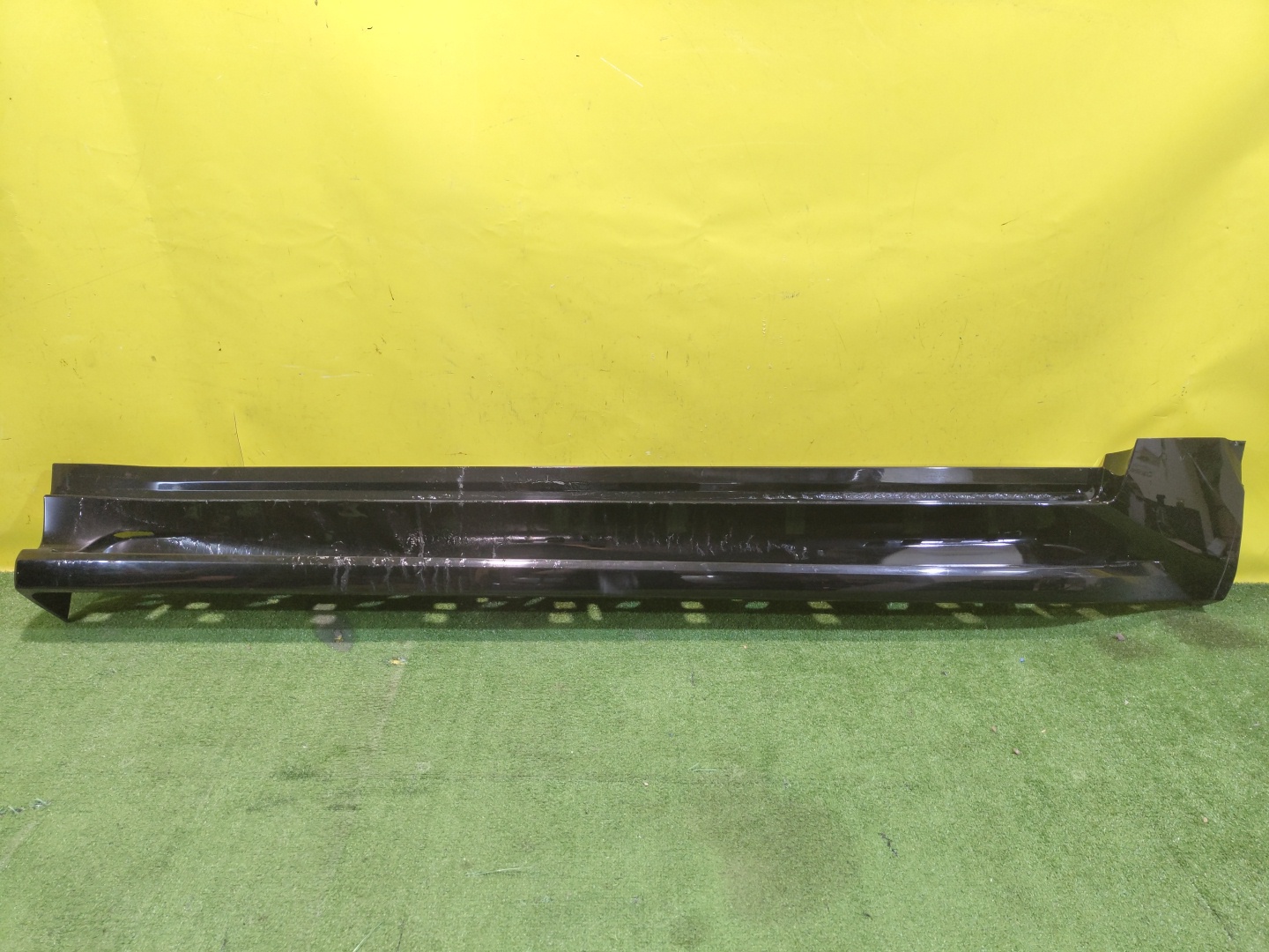 Toyota Land Cruiser (300) 2021 для Подножка порога правая